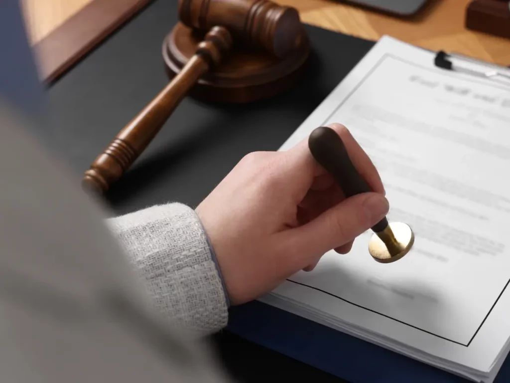 فقدت ختم التوثيق أو انتهت صلاحيته؟ نحن نتولى استخراج وتوثيق البديل عنك